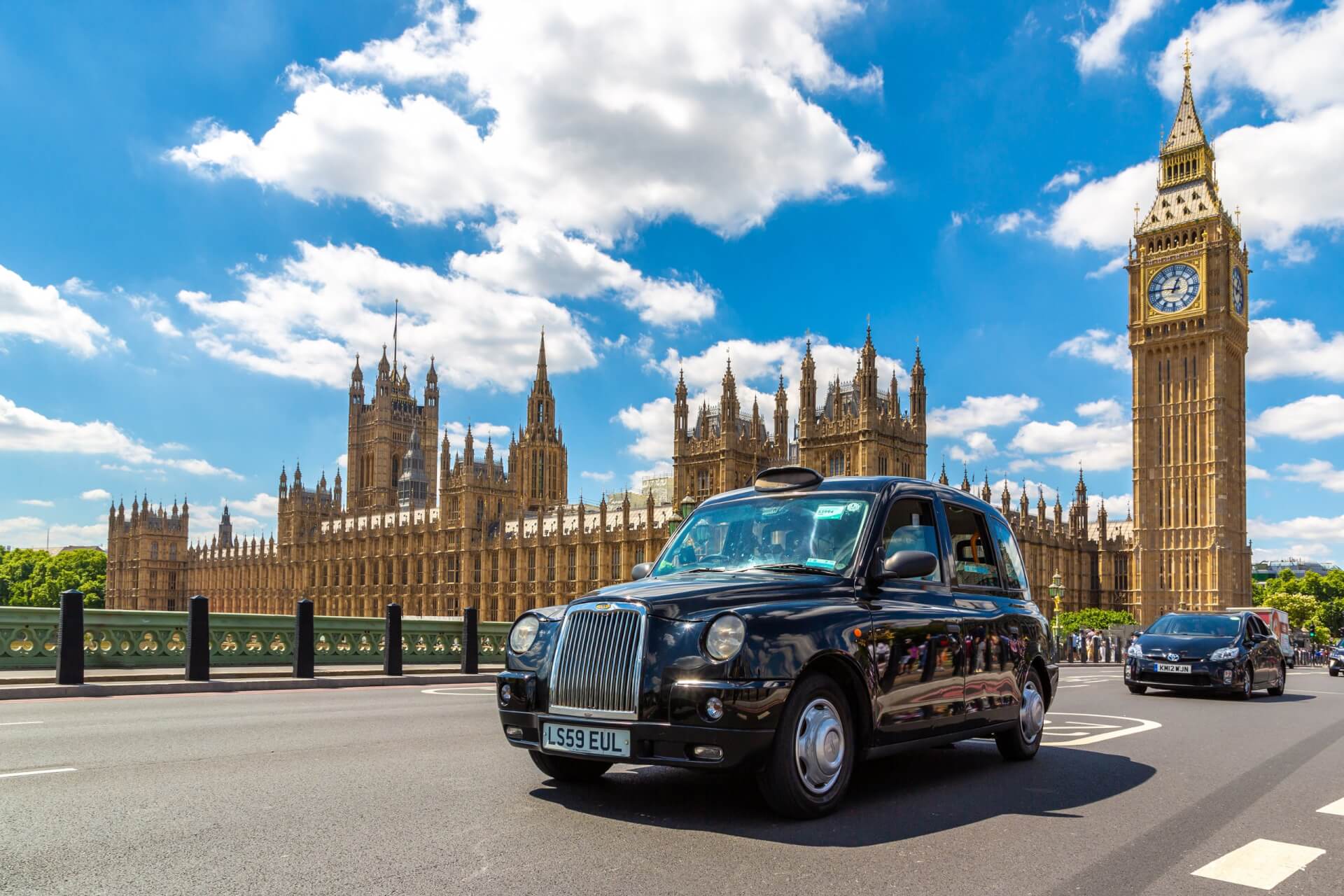 london city taxi Connecto Airport Taxis london city taxi tours black cab tours london london chauffeur service