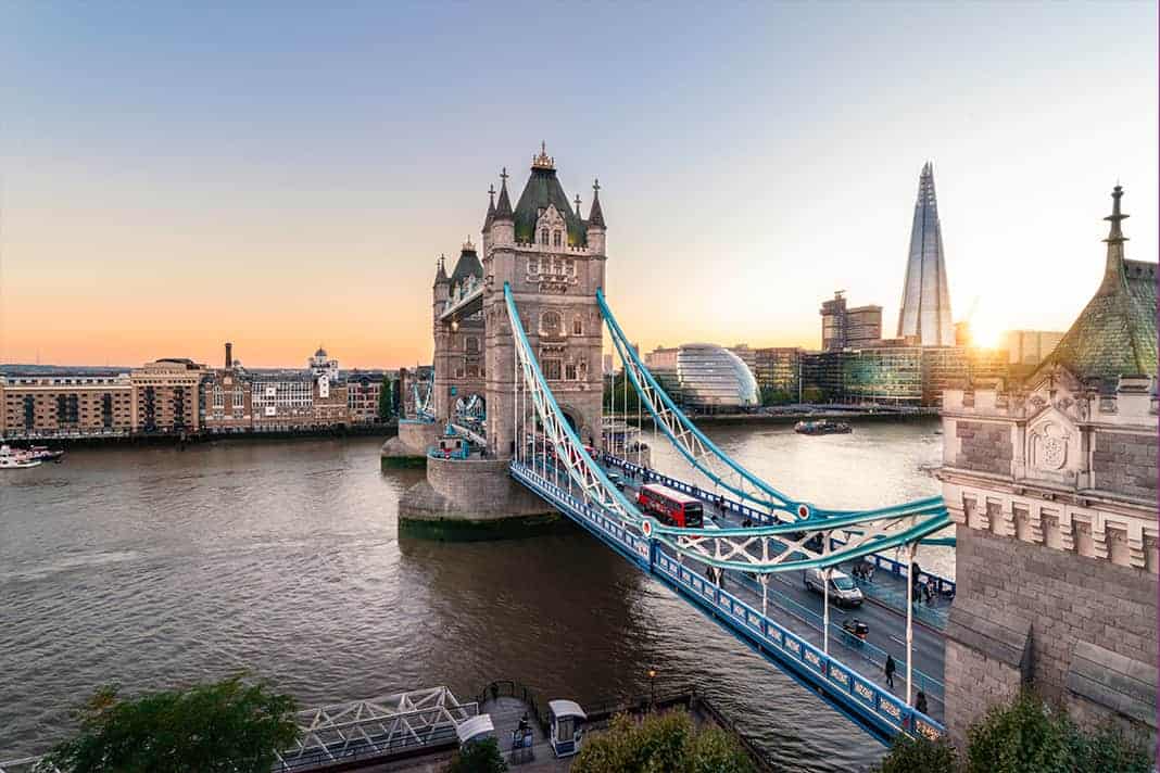 Stansted To London Transfer stansted airport to london transfer stansted airport to london taxi stansted airport to london transport london to stansted airport taxi